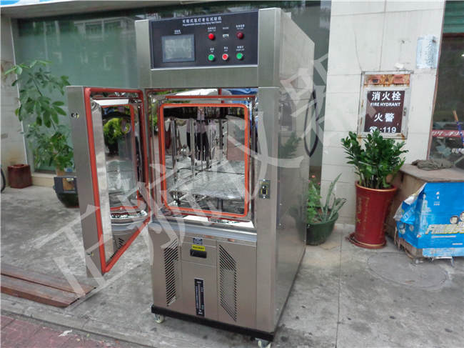 氙灯老化试验箱直视图